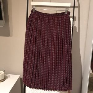 Banana Republic pleated skirt size 4